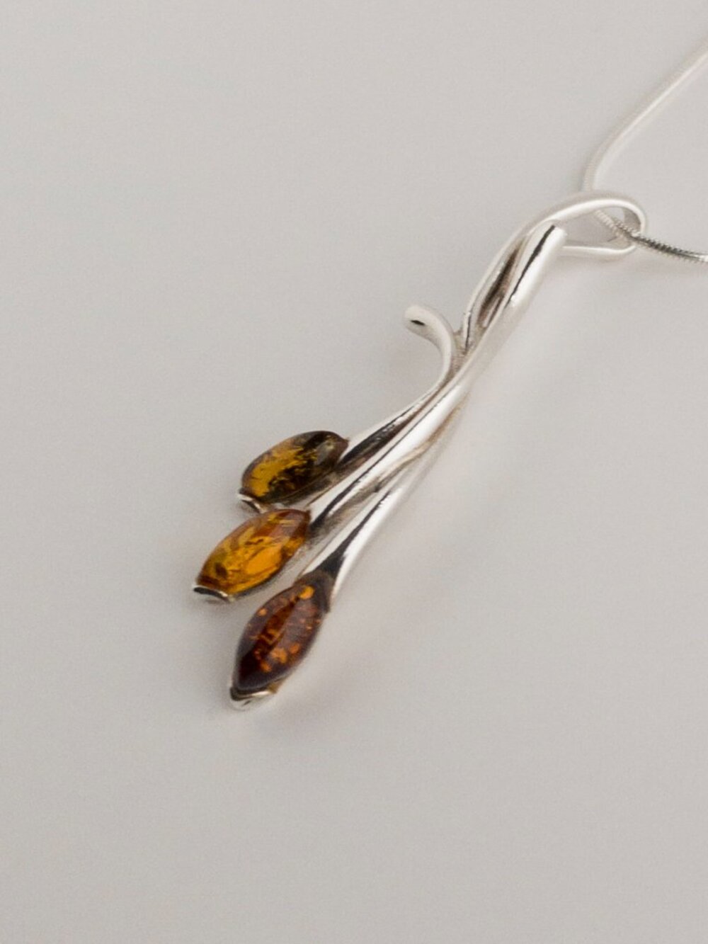 Sterling Silver Baltic Amber Necklace & Stud Earrings Set Botanical Leaf 925 - Picture 13 of 17